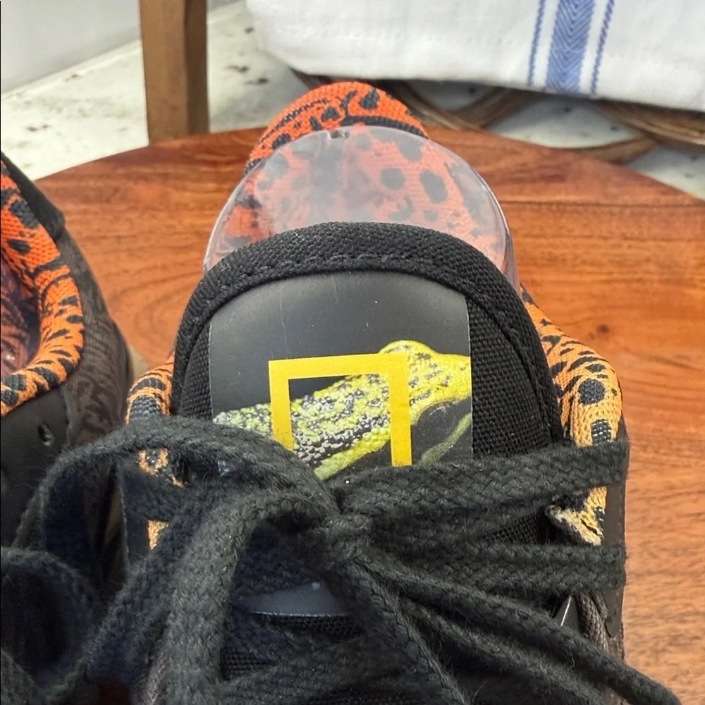 Reebok Nano X2 Grow, produced in collaboration with National Geographic